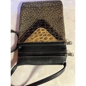 Crossbody gold and‎ black textured 3 compartment phone pocket embellished bag